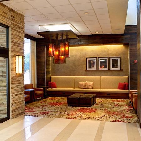 Houston Marriott North Hotel Exterior photo