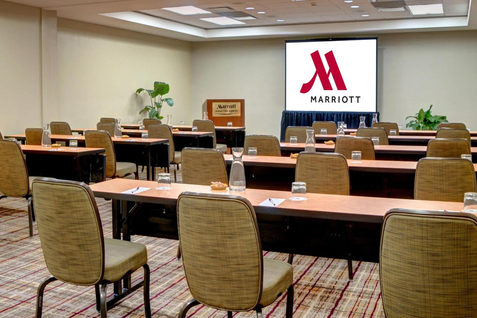 Houston Marriott North Hotel Exterior photo